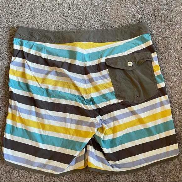 Patagonia Boardshorts size 36 - Picture 2 of 2